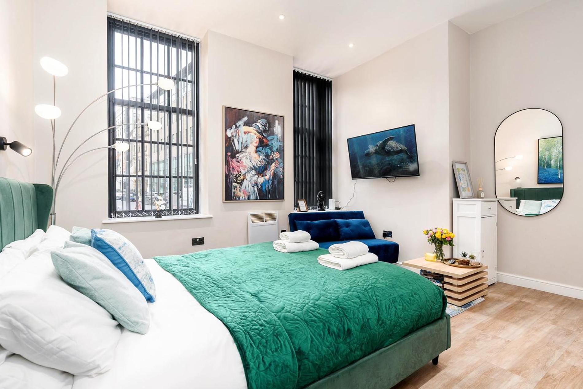 Beautiful Apartment & Central Location & King Size Bed Leeds  Exterior photo
